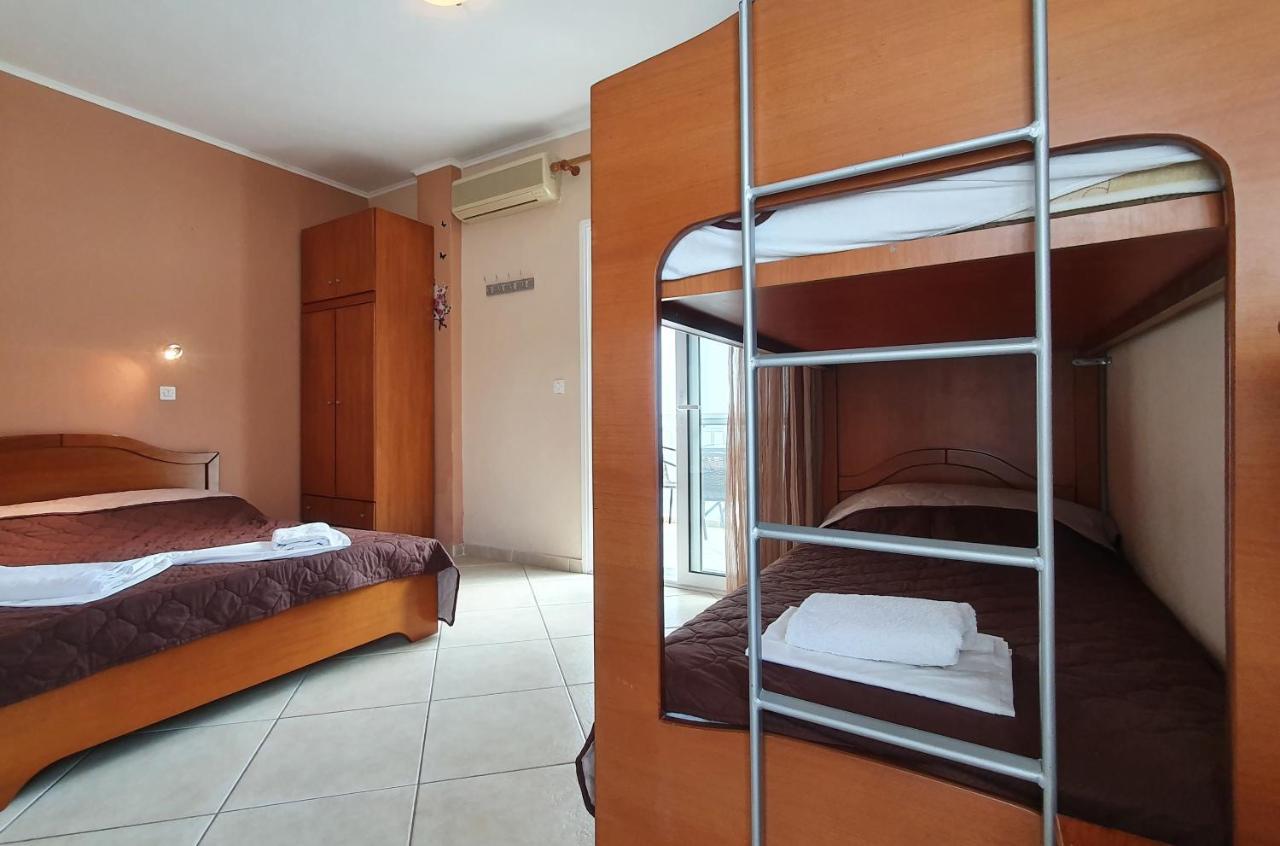 סארטי Villa Pirofani מראה חיצוני תמונה